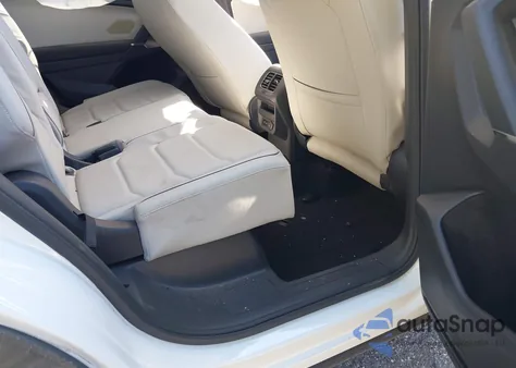 2018 Volkswagen Tiguan 2.0T Sel Premium z USA, uszkodzony, nr VIN 3VV5B7AX9JM120092